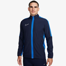 Nike: Синяя куртка 