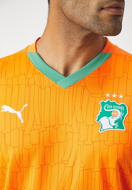 PUMA: Домашняя футболка 