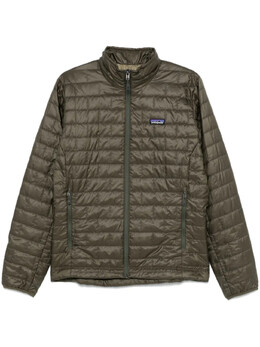 Patagonia: Зелёный пуховик 