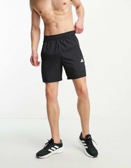 Adidas: Чёрные шорты  Essentials