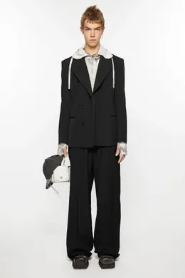 Acne Studios: Чёрные пиджаки 
