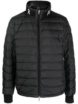 Moncler: Чёрный пуховик 