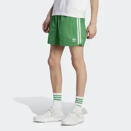 Adidas: Зелёные шорты  Originals