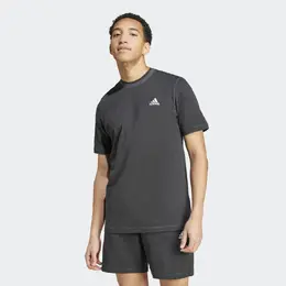 Adidas: Чёрная футболка 