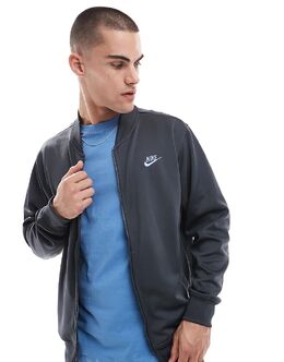 Nike: Тёмная куртка 