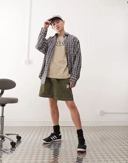 Adidas Originals: Шорты цвета хаки 