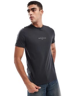 Fred Perry: Футболка с вышивкой 