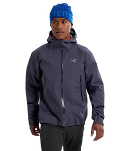 Arc'teryx: Чёрная куртка 