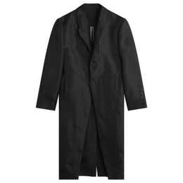 Rick Owens: Чёрное пальто 