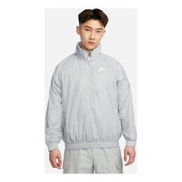 Nike: Серая куртка  Windrunner