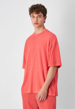 Champion: Красная футболка 