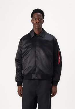 Alpha Industries: Чёрная куртка 