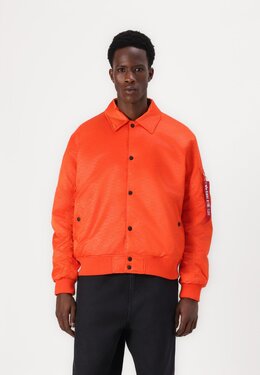 Alpha Industries: Оранжевая куртка 
