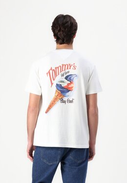 Tommy Jeans: Футболка с принтом 