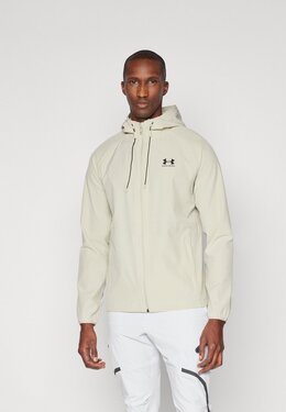 Under Armour: Куртка цвета хаки 