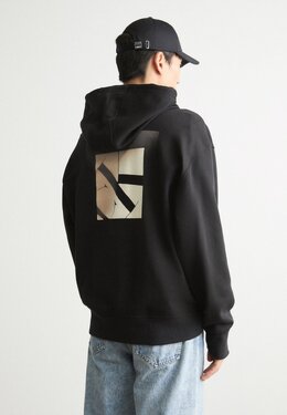 Calvin Klein Jeans: Толстовка с капюшоном 
