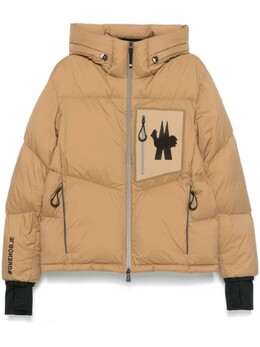 Moncler Grenoble: Серая куртка 