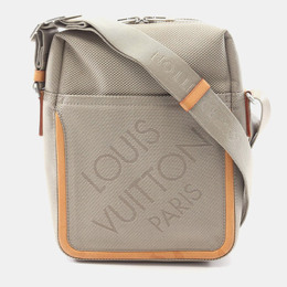 Louis Vuitton: Серая сумка 