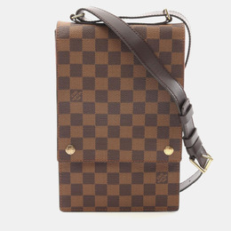 Louis Vuitton: Коричневая сумка 