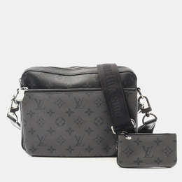 Louis Vuitton: Чёрная сумка 