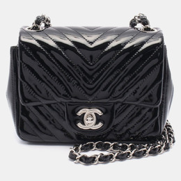 Chanel: Чёрная сумка 