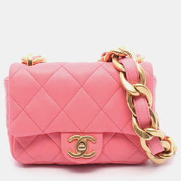 Chanel: Розовая сумка 