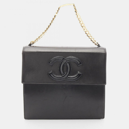 Chanel: Чёрная сумка 