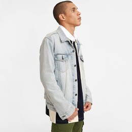 Levi's: Серая куртка 