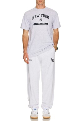 Sporty & Rich: Футболка 