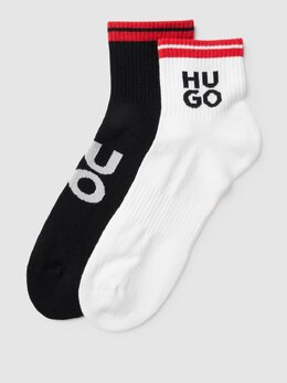 Hugo: Чёрные носки 
