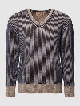 Scotch & Soda: Свитер с v-образным вырезом 