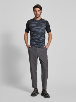 EA7 Emporio Armani: Чёрная футболка 