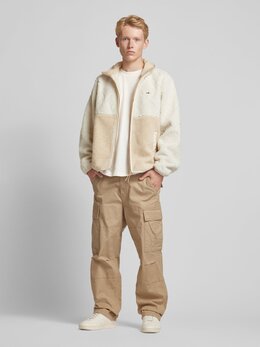 Tommy Jeans: Бежевая куртка 
