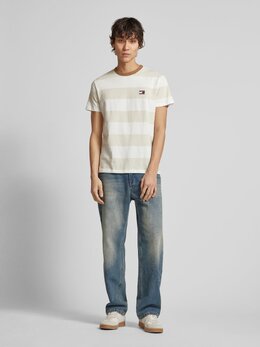 Tommy Jeans: Бежевая футболка 