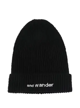 and Wander: Шапка 