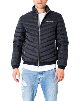 Armani Exchange: Чёрные пиджаки 