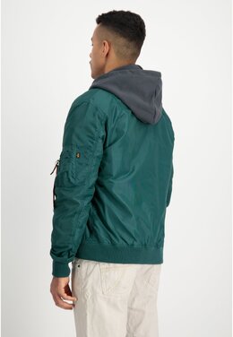 Alpha Industries: Зелёная куртка 