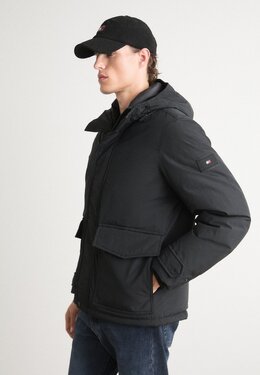 Tommy Hilfiger: Пуховик  Rockie с капюшоном