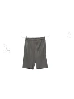 Pleats Please Issey Miyake: Шорты 