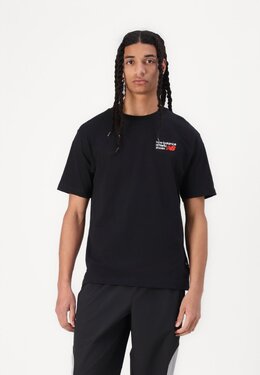 New Balance: Чёрная футболка 