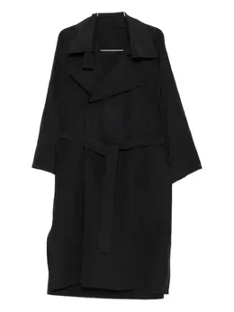 Issey Miyake: Чёрный плащ 