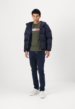 Lacoste: Тёмный пуховик 
