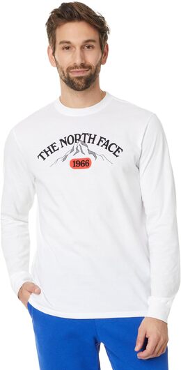 The North Face: Белая футболка 