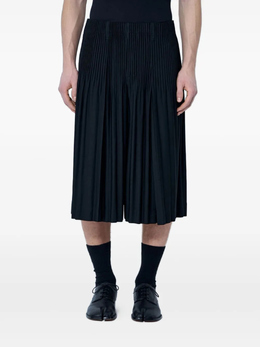 Homme Plissé Issey Miyake: Чёрные шорты 