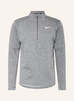 Nike: Серая футболка 