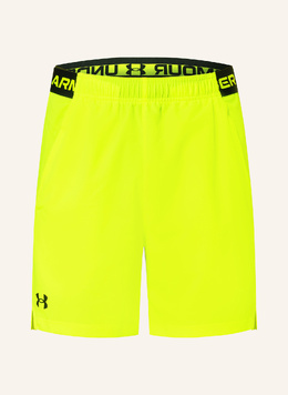 Under Armour: Жёлтые шорты 