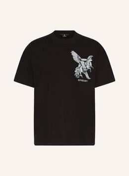 Represent: Чёрная футболка 