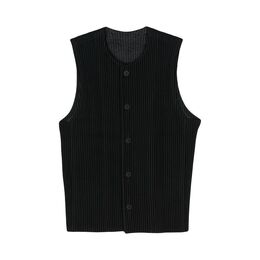Homme Plissé Issey Miyake: Чёрный жилет 