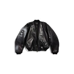 Balenciaga: Чёрная куртка 