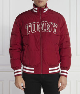 Tommy Jeans: Красная куртка 